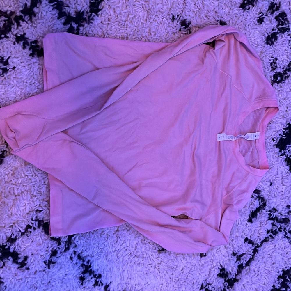 Lululemon swiftly tech, long sleeved, 2.0, peach